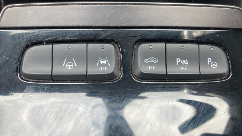 Vauxhall Mokka 100kW Ultimate 50kWh 5dr Auto Electric Hatchback